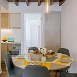 2 Bedroom With Ac Next To Avenida Da Liberdade 公寓