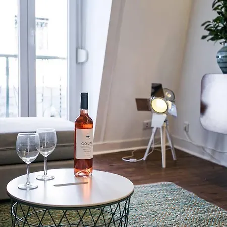 Apartamento 2 Quartos, 2 Wc, Perto Av. Liberdade * Lisboa