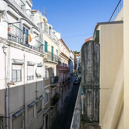 2 Bedroom With Ac Next To Avenida Da Liberdade Apartamento