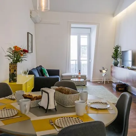 2 Bedroom With Ac Next To Avenida Da Liberdade Apartamento *