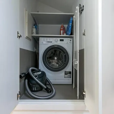 2 Bedroom With Ac Next To Avenida Da Liberdade