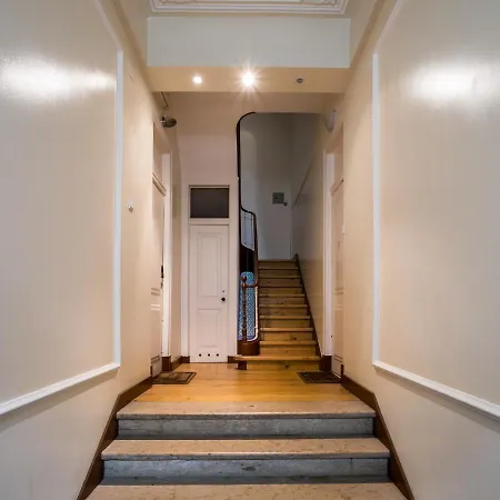 Apartamento 2 Bedroom With Ac Next To Avenida Da Liberdade *