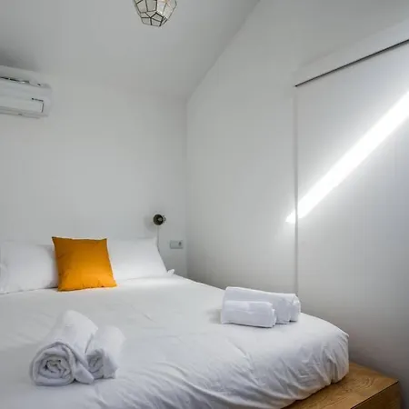 Lejlighed 2 Bedroom With Ac Next To Avenida Da Liberdade *