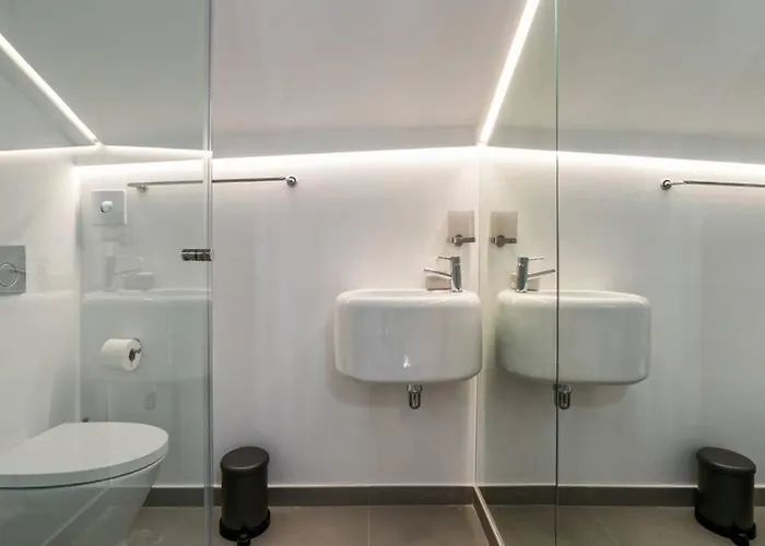 2 Bedroom With Ac Next To Avenida Da Liberdade *