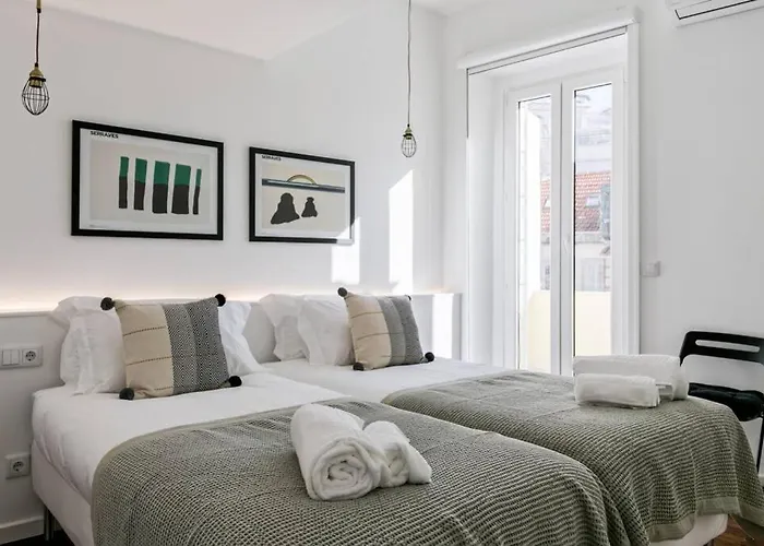 2 Bedroom With Ac Next To Avenida Da Liberdade *