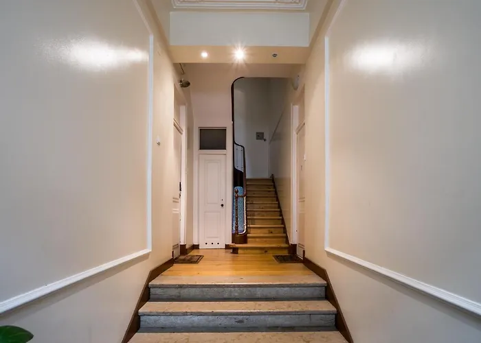 Appartement 2 Bedroom With Ac Next To Avenida Da Liberdade *
